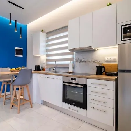 Blue Heaven With Seaview