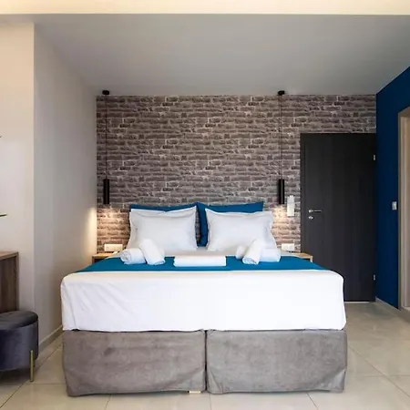 Blue Heaven With Seaview Apartament *